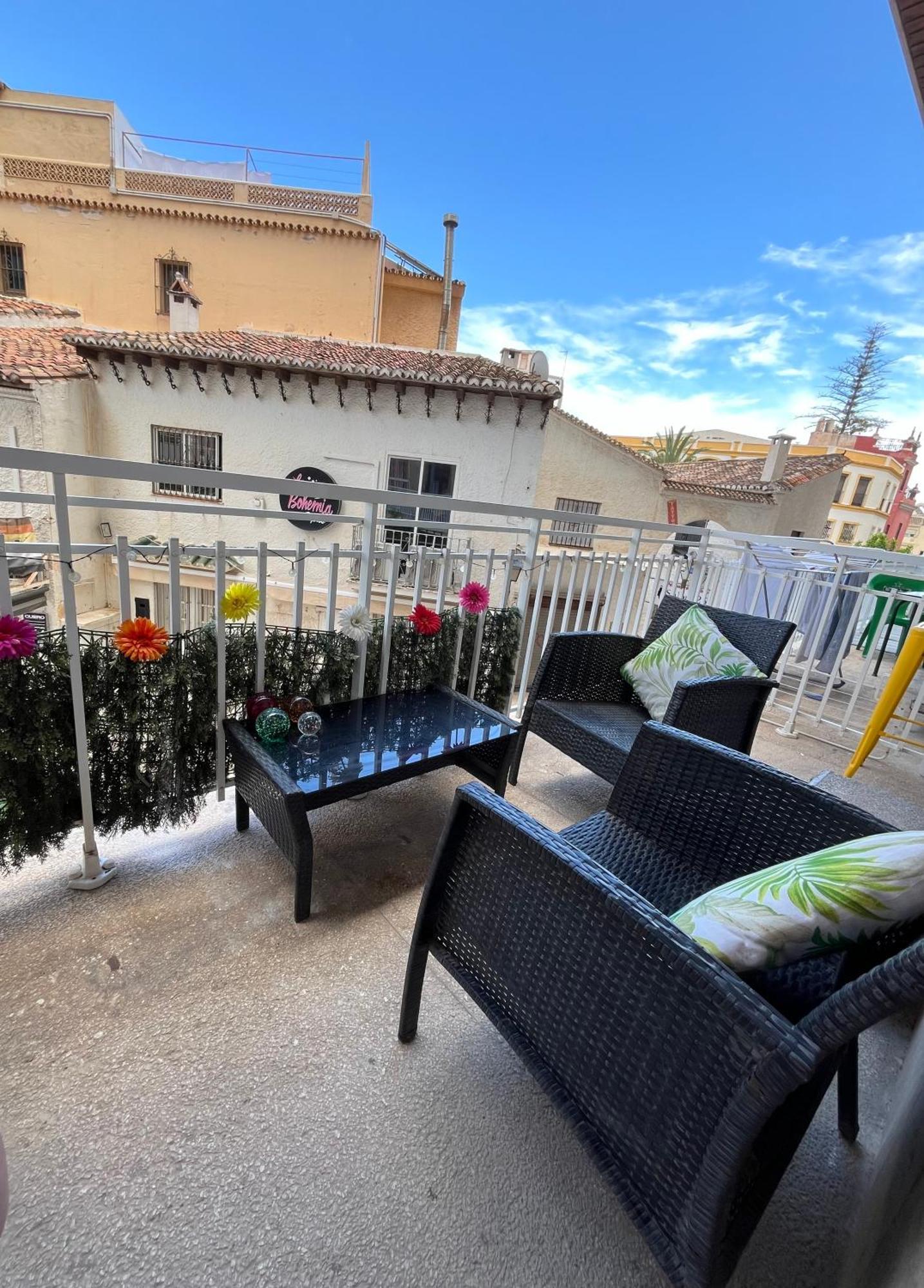 Moderno Apartamento En La Nogalera Torremolinos Exterior photo